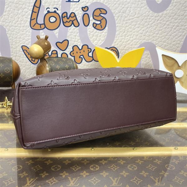 2026122194240341 120